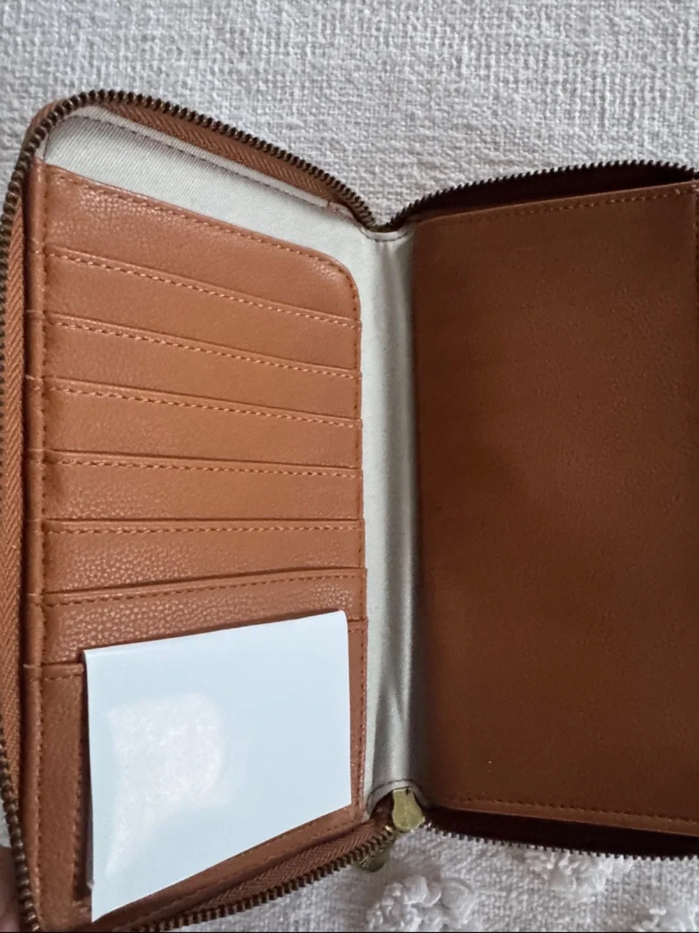 New-Thirty One Gifts All About the Benjamins  Caramel Smooth Pebble
F3 - Picture 2 of 5